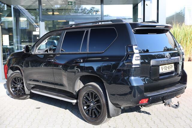 Toyota LAND CRUISER 150 2.8 D-4D 5DRS BLACK EDITION A/T VAN