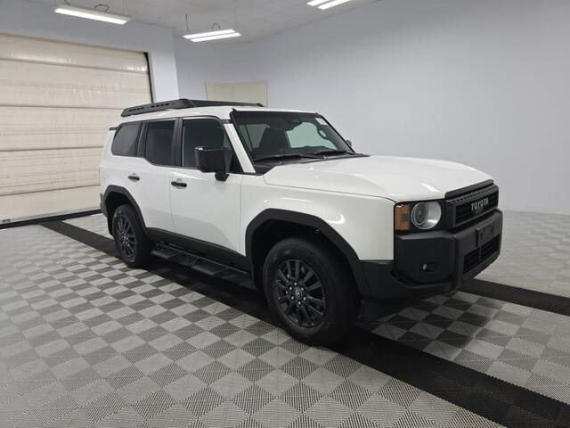 Toyota LAND CRUISER 2024 = 1958 = PETROL HYBRID CO2 = 209 gram