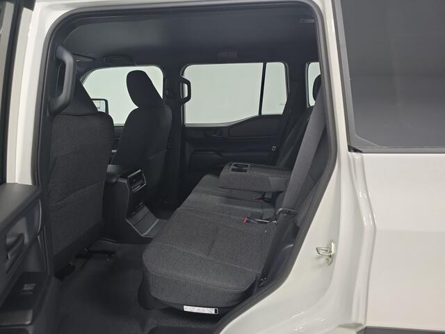 Toyota LAND CRUISER 2024 = 1958 = PETROL HYBRID CO2 = 209 gram