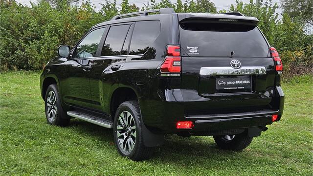 Toyota LAND CRUISER 2.8 D-4D Professional Blind VAN