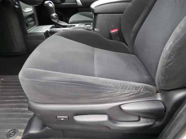 Toyota LAND CRUISER 2.8 D-4D-F Comfort High Roof Window Van Airco,Cruise,Navi,camera,Pdc,Trekhaak 3000kg trekken