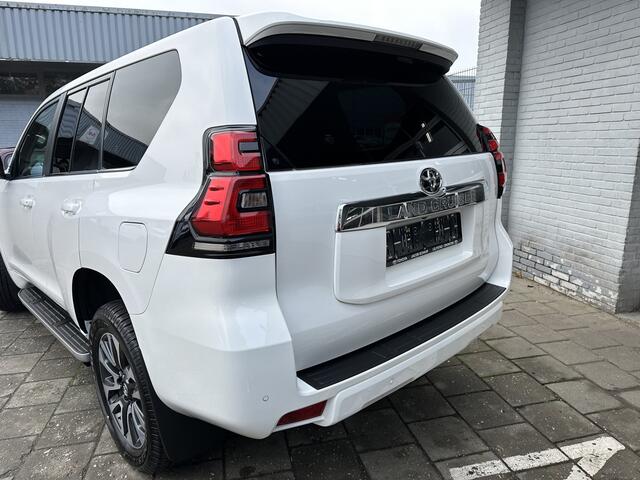 Toyota LAND CRUISER 2.8 D-4D-F Professional Window Van Proffesional incl Off road pakket Zeer Compleet
