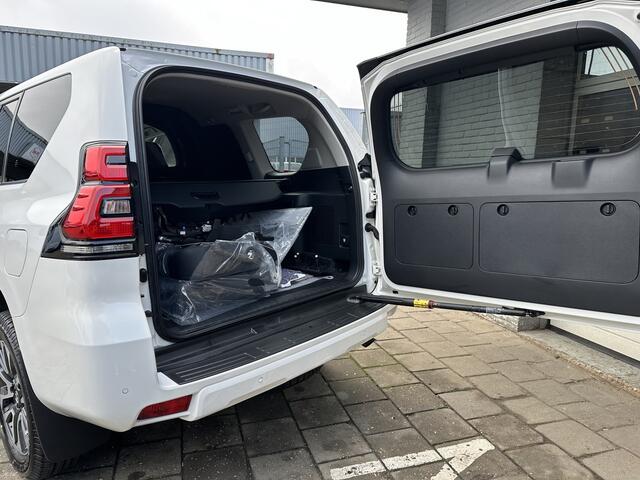 Toyota LAND CRUISER 2.8 D-4D-F Professional Window Van Proffesional incl Off road pakket Zeer Compleet