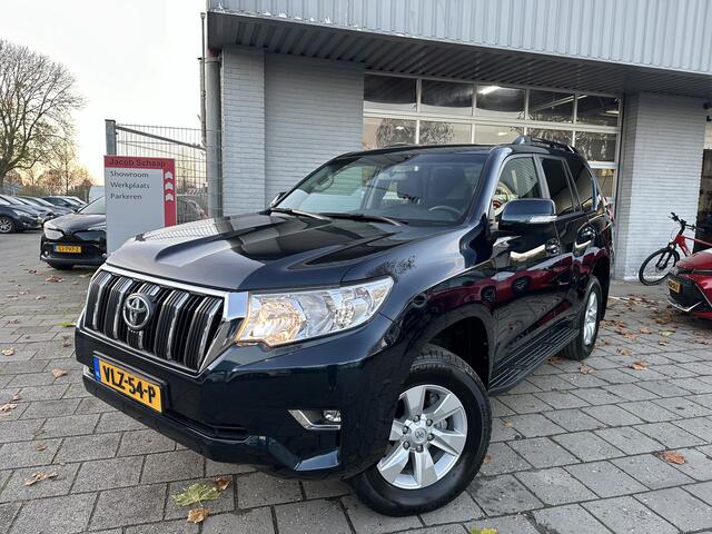 Toyota LAND CRUISER 2.8 D-4D-F Comfort Window Van