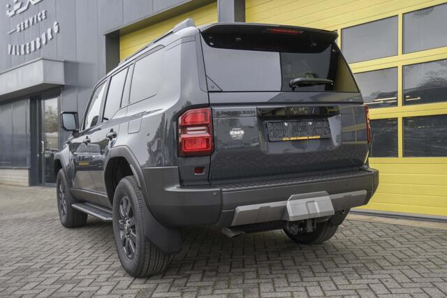 Toyota LAND CRUISER 2.8 D-4D Executive