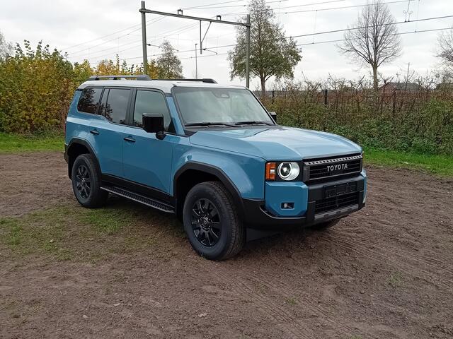 Toyota LAND CRUISER 2.8 D-4D First Edition PANORAMADAK