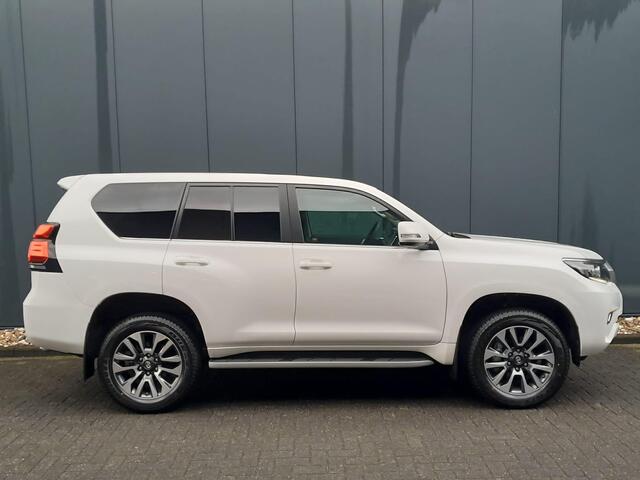 Toyota LAND CRUISER 2.8D Automaat SRW-VAN Professional & Off-Road Pakket