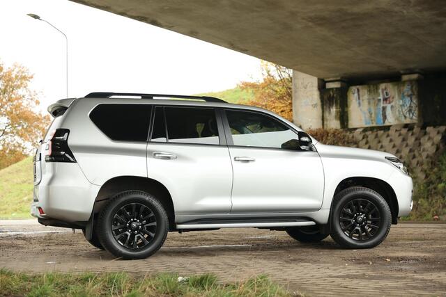 Toyota LAND CRUISER 2.8 D-4D Executive TEC Edition