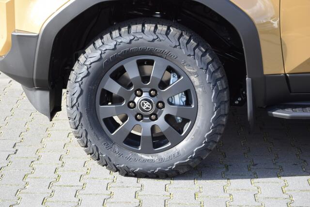 Toyota LAND CRUISER 2.8 D-4D 5DRS FIRST EDITION A/T VAN
