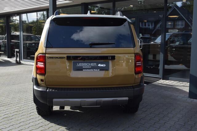 Toyota LAND CRUISER 2.8 D-4D 5DRS FIRST EDITION A/T VAN