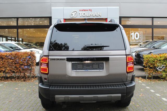 Toyota LAND CRUISER 250 2.8 D-4D VAN | Nieuw uit voorraad | Leder | Camera's | LED | Stoelverwarming/koeling
