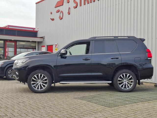 Toyota LAND CRUISER 2.8 D-4D-F Executive Window Van