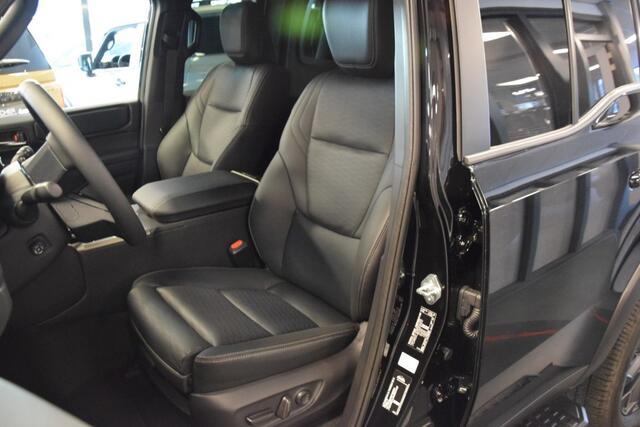 Toyota LAND CRUISER 2.8 D-4D 5DRS PROFESSIONAL A/T VAN