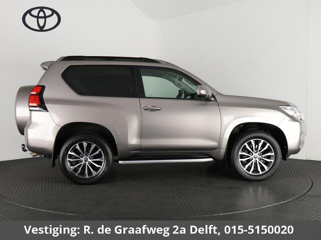 Toyota LAND CRUISER 2.8 D-4D-F Professional High Roof Blind Van Aut. (ex.BTW)