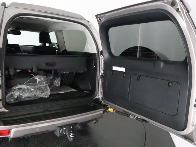 Toyota LAND CRUISER 2.8 D-4D-F Professional High Roof Blind Van Aut. (ex.BTW)