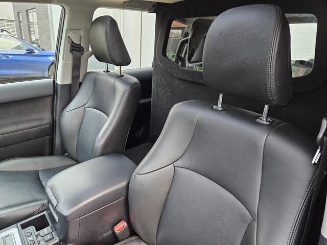 Toyota LAND CRUISER 2.8 D-4D-F Comfort High Roof Window Van , schuifkantel dak, trekhaak, 71.000 km