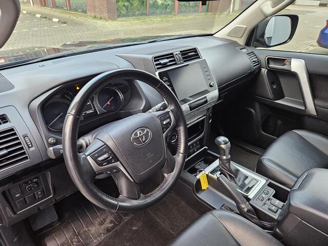 Toyota LAND CRUISER 2.8 D-4D-F Comfort High Roof Window Van , schuifkantel dak, trekhaak, 71.000 km