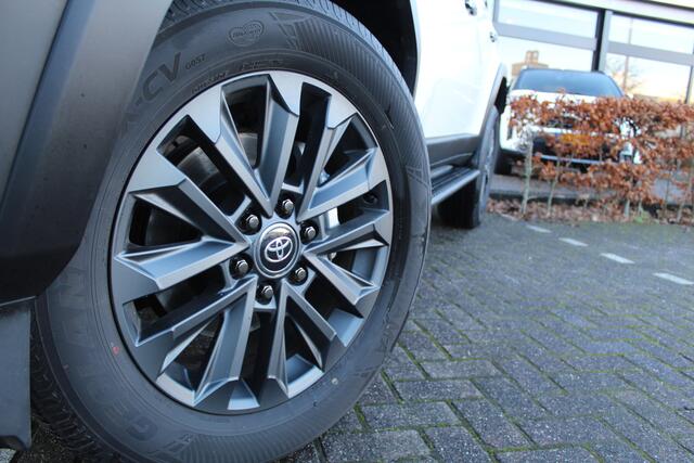 Toyota LAND CRUISER 2.8 D-4D Van Professional | NL-Auto | Leder | Memory | Camera's | JBL | HUD | LED | Stoelverwarming/koeling