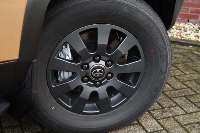 Toyota LAND CRUISER 2.8 D-4D Blind Van Navigator Trekh ACC Stoelvent Leder