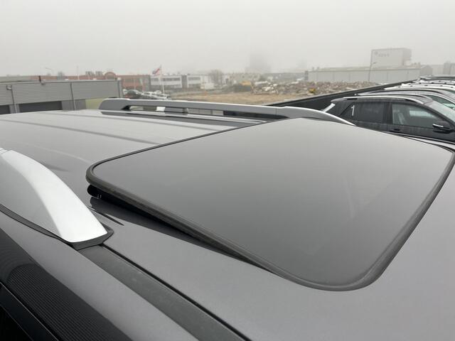 Toyota LAND CRUISER 2.8 D-4D-F Executive Window Van Full option, Luchtvering, Trekhaak, Schuif/kanteldak, Lederen bekleding, Seat memory, 360" Camera, JBL, 1e eigenaar, Nieuw geleverd en dealeronderhouden