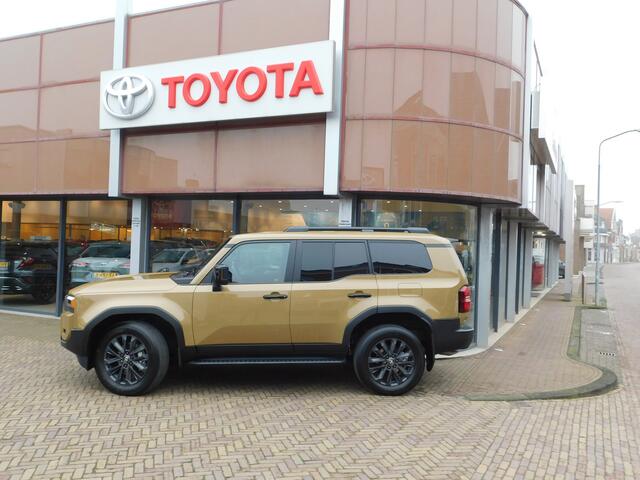 Toyota LAND CRUISER 2.8 D-4D Blind Van Professional