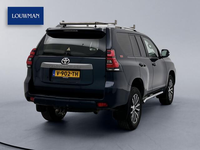 Toyota LAND CRUISER 2.8 D-4D-F Challenger Window Van 3500 kg Trekhaak Navigatie Achteruitrijcamera