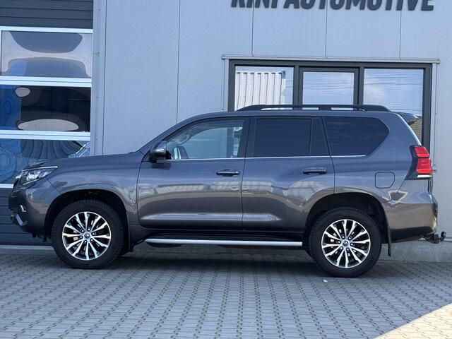Toyota LAND CRUISER 2.8 D-4D-F Executive Grijs kenteken 204 PK | Luchtvering | Trekhaak