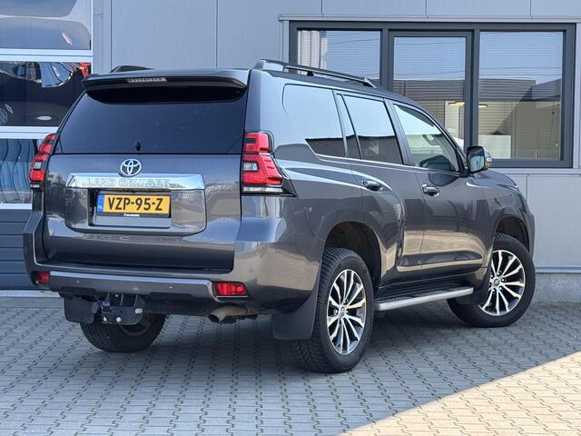 Toyota LAND CRUISER 2.8 D-4D-F Executive Grijs kenteken 204 PK | Luchtvering | Trekhaak