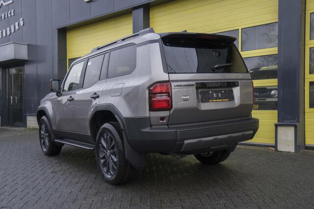 Toyota LAND CRUISER 250 2.8 D-4D Premium Panoramadak BPM VRIJ! Toyota Land Cruiser 250 2.8 D-4D Professional Plus Panoramadak