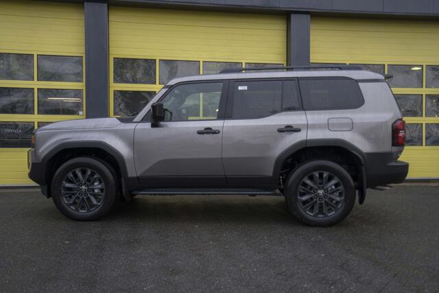 Toyota LAND CRUISER 250 2.8 D-4D Premium Panoramadak BPM VRIJ! Toyota Land Cruiser 250 2.8 D-4D Professional Plus Panoramadak