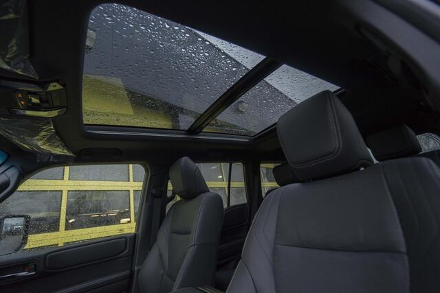 Toyota LAND CRUISER 250 2.8 D-4D Premium Panoramadak BPM VRIJ! Toyota Land Cruiser 250 2.8 D-4D Professional Plus Panoramadak