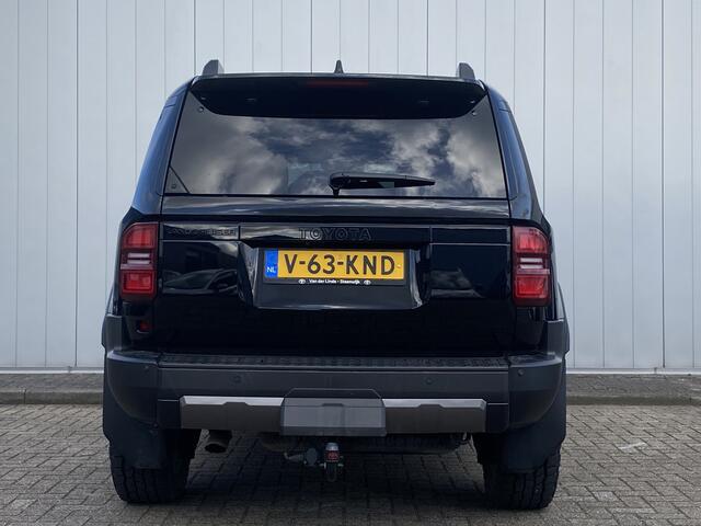Toyota LAND CRUISER 2.8 D-4D Van Professional NL Auto Panoramadak HUD Trekhaak JBL Leer Memory 20Inch Velgen