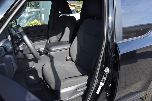 Toyota LAND CRUISER 2.8 D-4D 5DRS TX A/T VAN BPM VRIJ