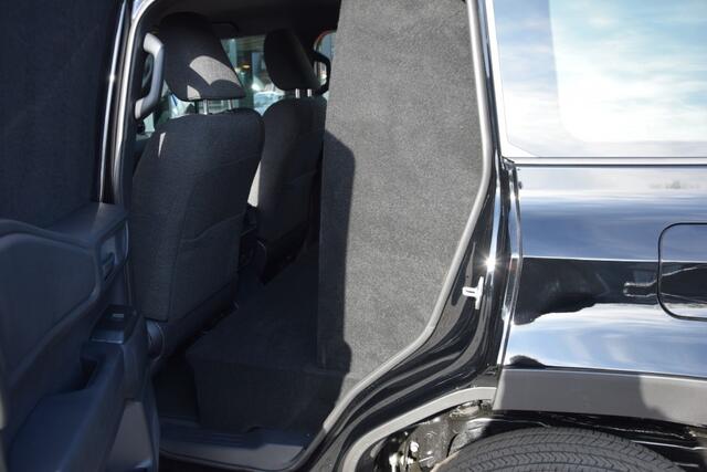 Toyota LAND CRUISER 2.8 D-4D 5DRS TX A/T VAN BPM VRIJ