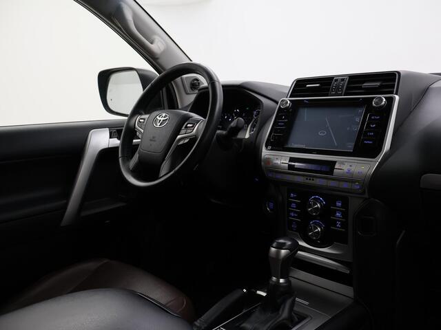 Toyota LAND CRUISER 2.8 D-4D-F AUT. 5-PERSOONS EXECUTIVE + SCHUIFDAK | 360 CAMERA | STOELVENTILATIE | ADAPTIVE CRUISE