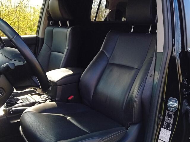 Toyota LAND CRUISER 2.8 D-4D-F Professional Blind Van