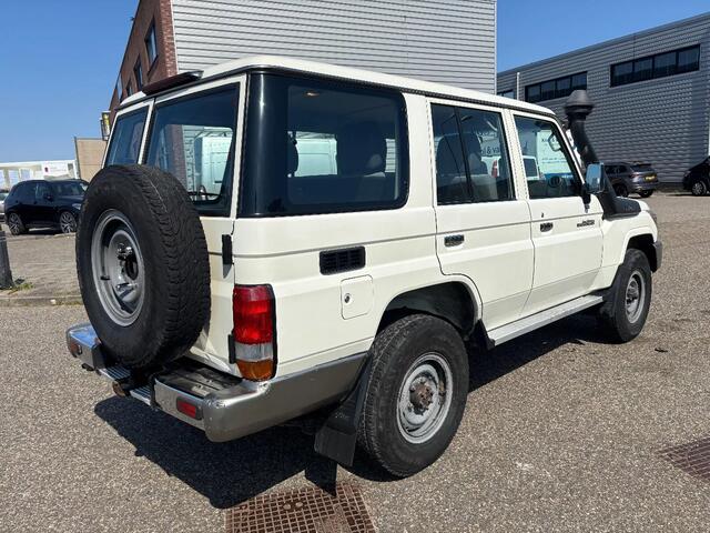Toyota LAND CRUISER LX LANG 5 PERSOONS 4x4 Airco 4.2 6 Cilinder Diesel