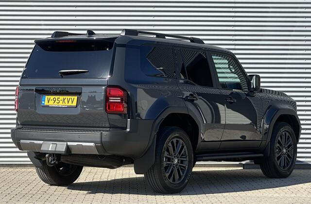 Toyota LAND CRUISER 2.8 D-4D Blind Van Professional Executive Luxe Uitvoering!