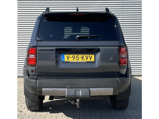 Toyota LAND CRUISER 2.8 D-4D Blind Van Professional Executive Luxe Uitvoering!