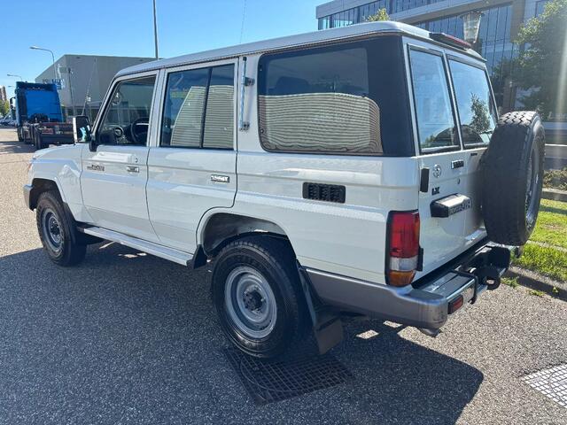 Toyota LAND CRUISER LX LANG 5 PERSOONS 4x4 Airco 4.2 6 Cilinder Diesel
