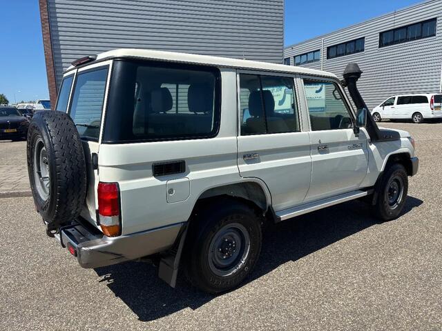 Toyota LAND CRUISER LX LANG 5 PERSOONS 4x4 Airco 4.2 6 Cilinder Diesel