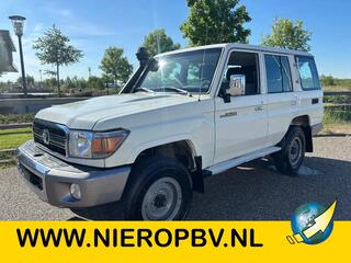 toyota-land-cruiser-lx-lang-5-perso