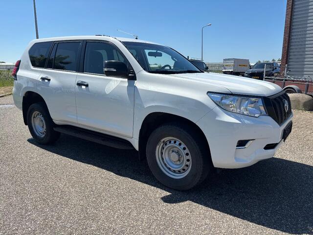 Toyota LAND CRUISER Prado D4D Automaat Airco 5 Persoons
