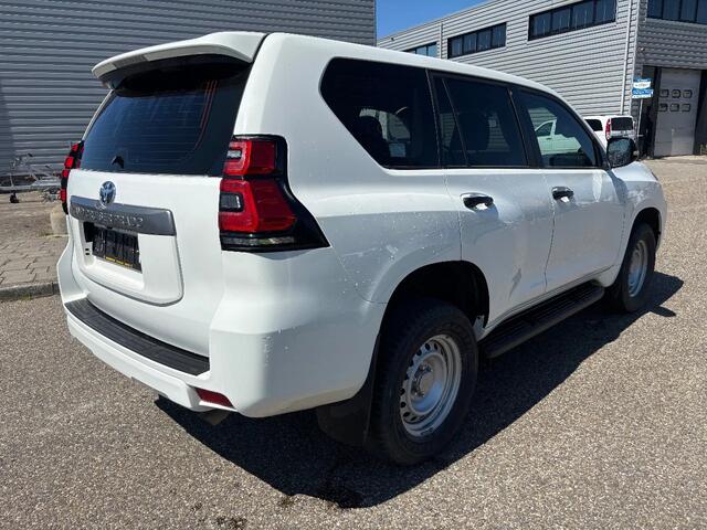 Toyota LAND CRUISER Prado D4D Automaat Airco 5 Persoons