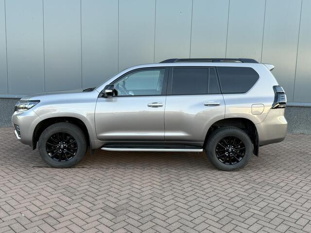 Toyota LAND CRUISER 2.8 D-4D-F Black Edition Blind Van