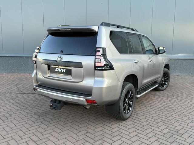 Toyota LAND CRUISER 2.8 D-4D-F Black Edition Blind Van