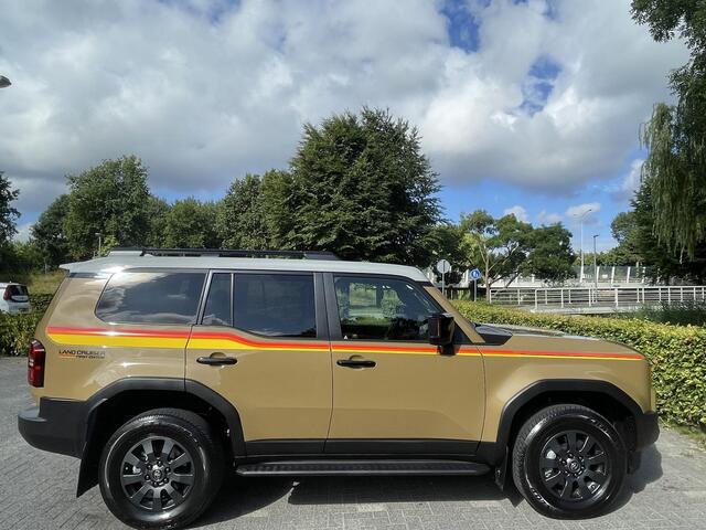 Toyota LAND CRUISER 2.8 D-4D First Edition Panoramadak Toyota Land Cruiser 2.8 D-4D First Ed 5p