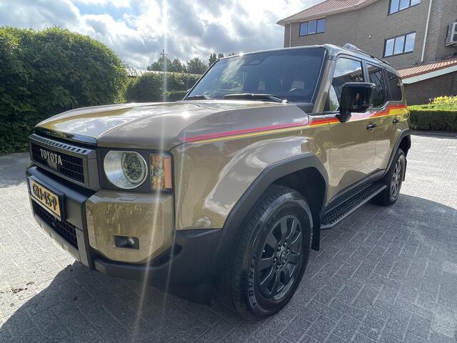 Toyota LAND CRUISER 2.8 D-4D First Edition Panoramadak Toyota Land Cruiser 2.8 D-4D First Ed 5p