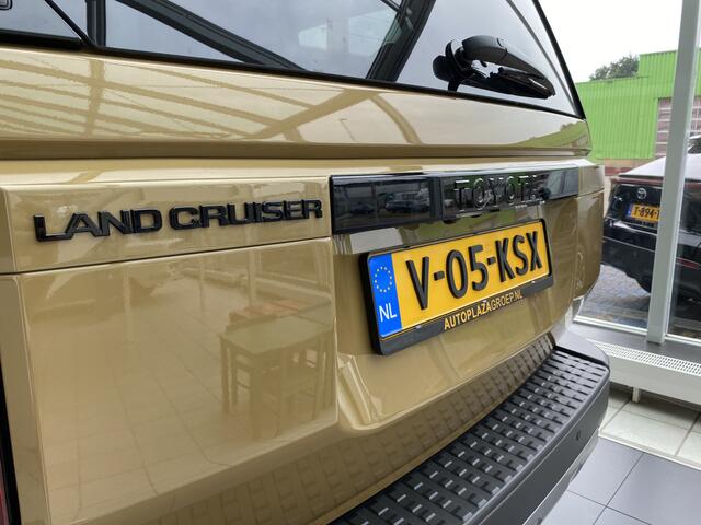 Toyota LAND CRUISER TOYOTA VAN First Edition