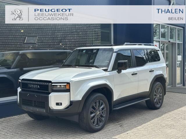 Toyota LAND CRUISER 2.8 D-4D President | Full Options! | Geel Kenteken Prijs incl. BTW / BPM | * Export Price EX VAT ¤75.000* | Navigatie | Panorama Schuif-Kanteldak | Volledig Lederen Bekleding | Off Road Pakket | LED Verlichting | JBL Audio | Elektrische Achterklep | Stoel